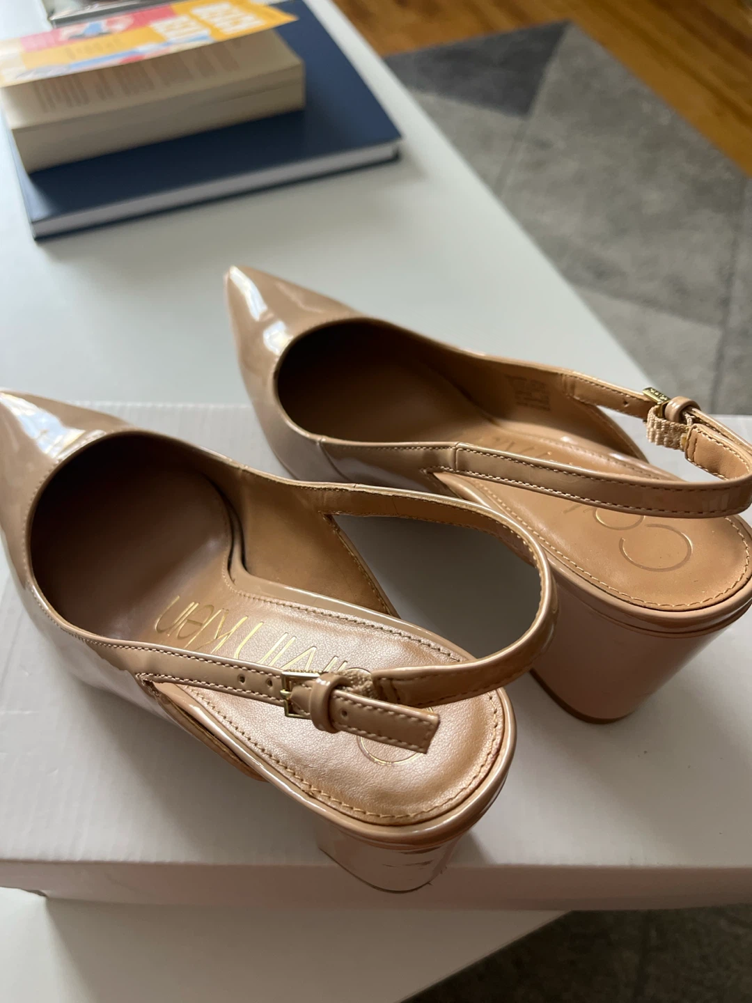 Calvin Klein Patent Slingback Heels Size 7.5 - photo 5