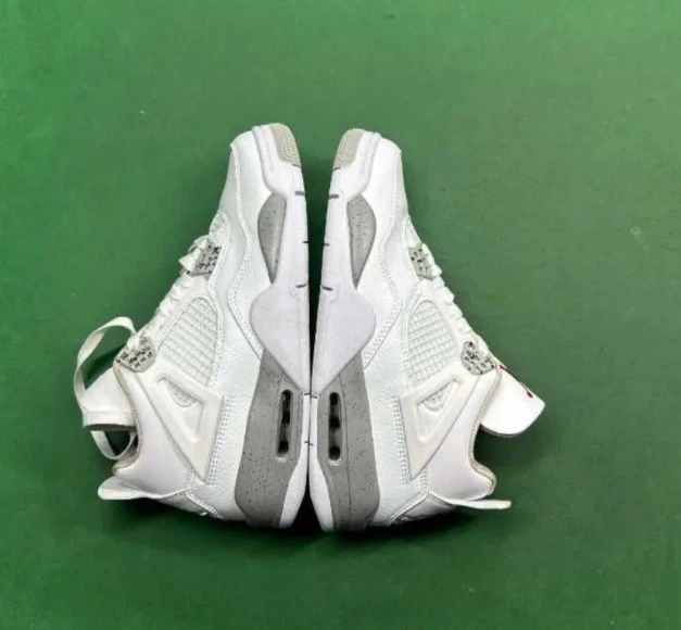 Air Jordan 4 Retro Mens Sneakers - photo 4