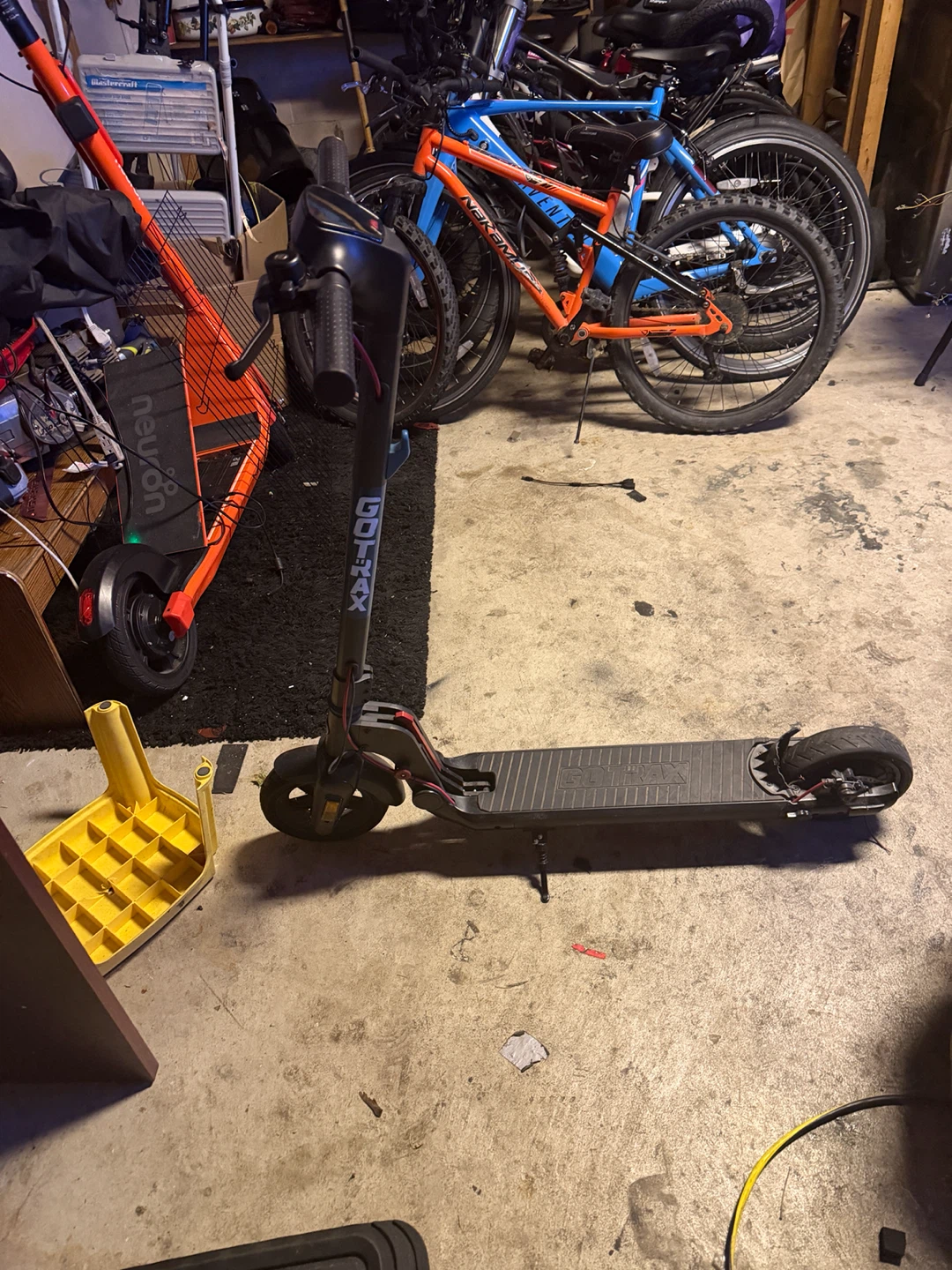 Gotrax scooter (send offers) - photo 2