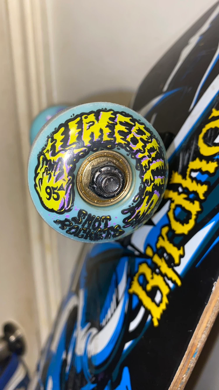 Two (2) USED Tony Hawk & Element Skateboard Completes - photo 2