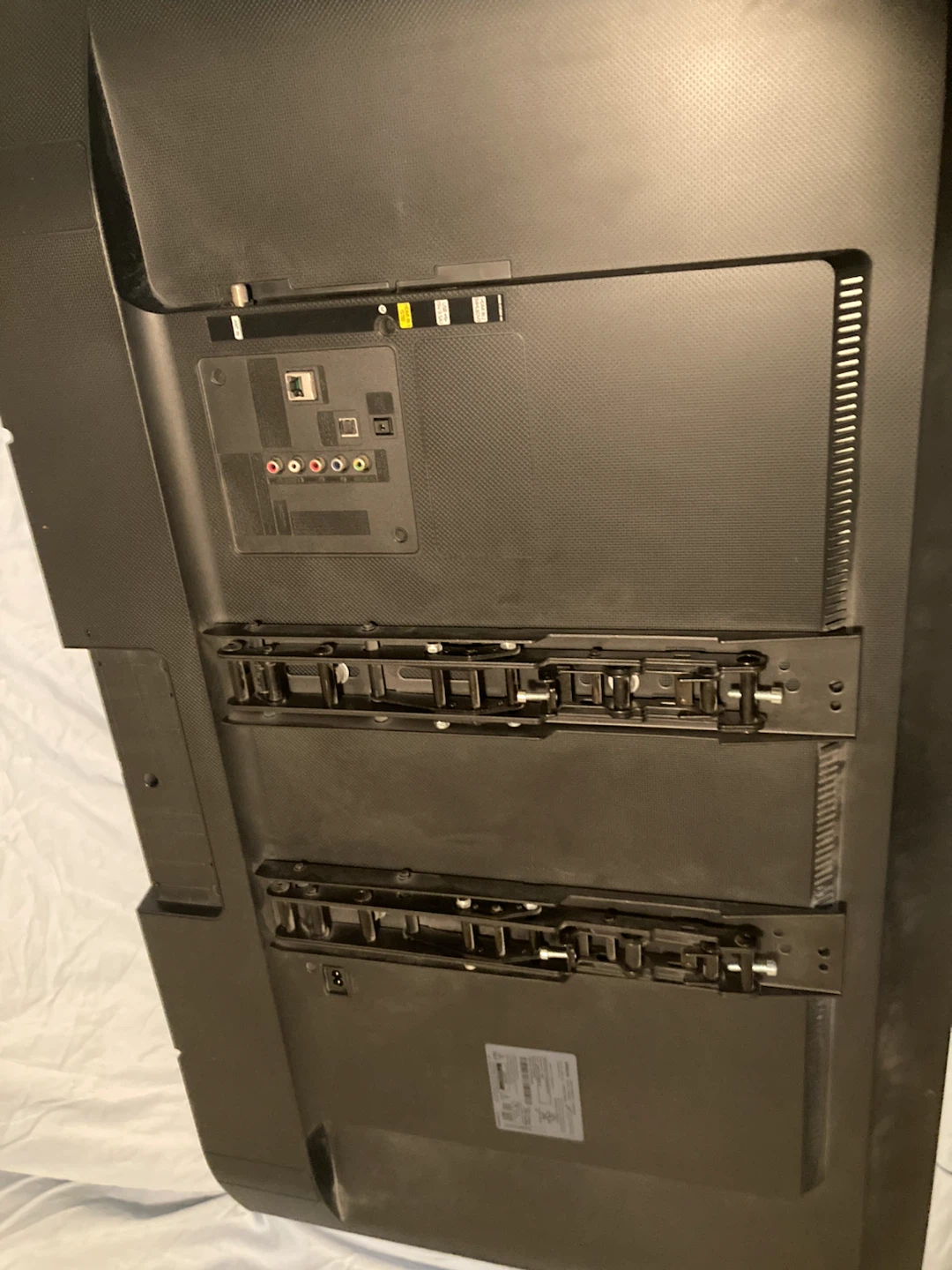 48” Samsung Smart TV & Wall Mount - photo 2