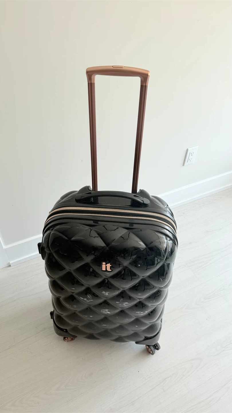 IT Luggage Black Quilted Hardside Carry-On Suitcase