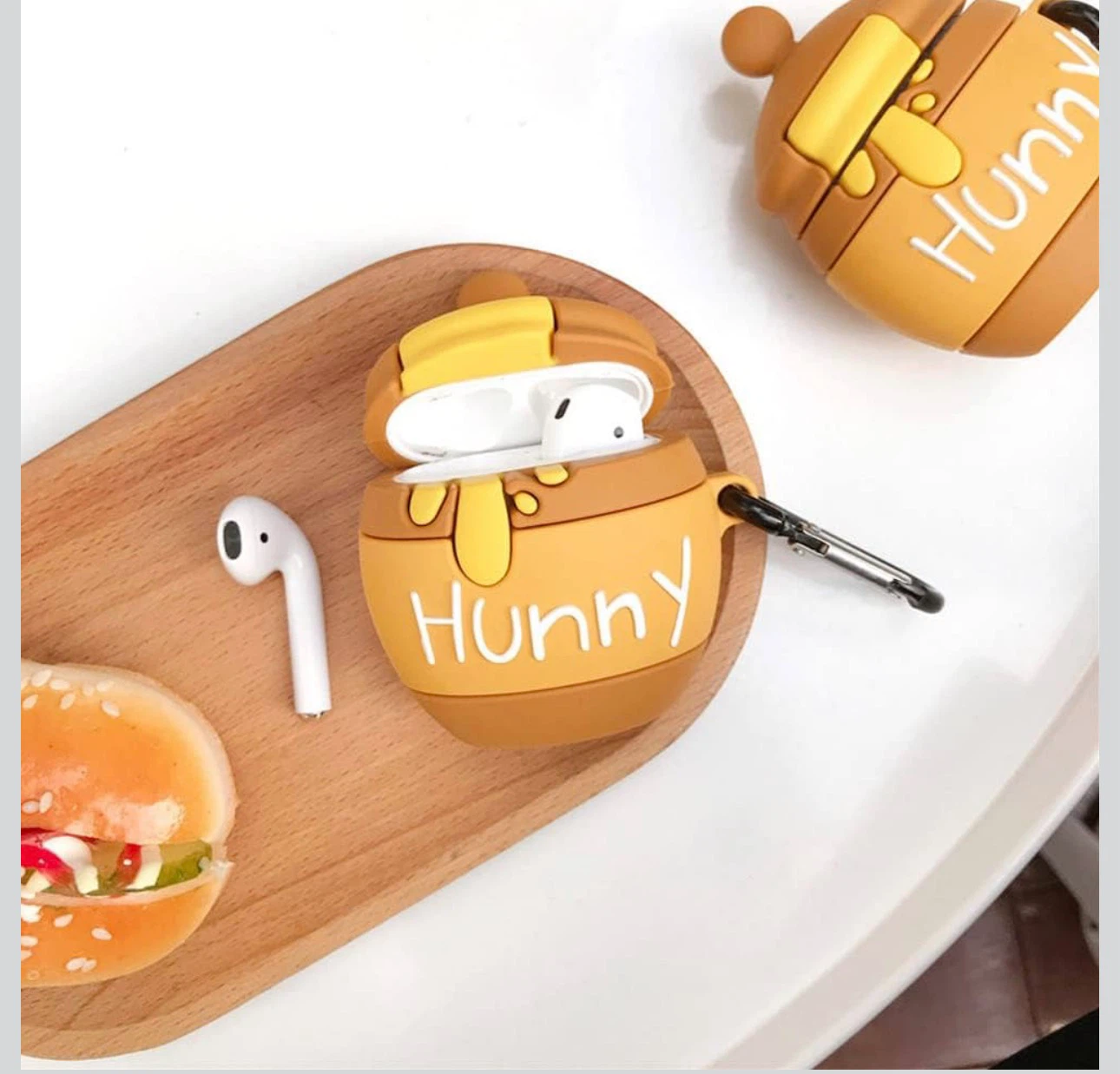 ZOSTLAND Hunny Wireless Earphone Case