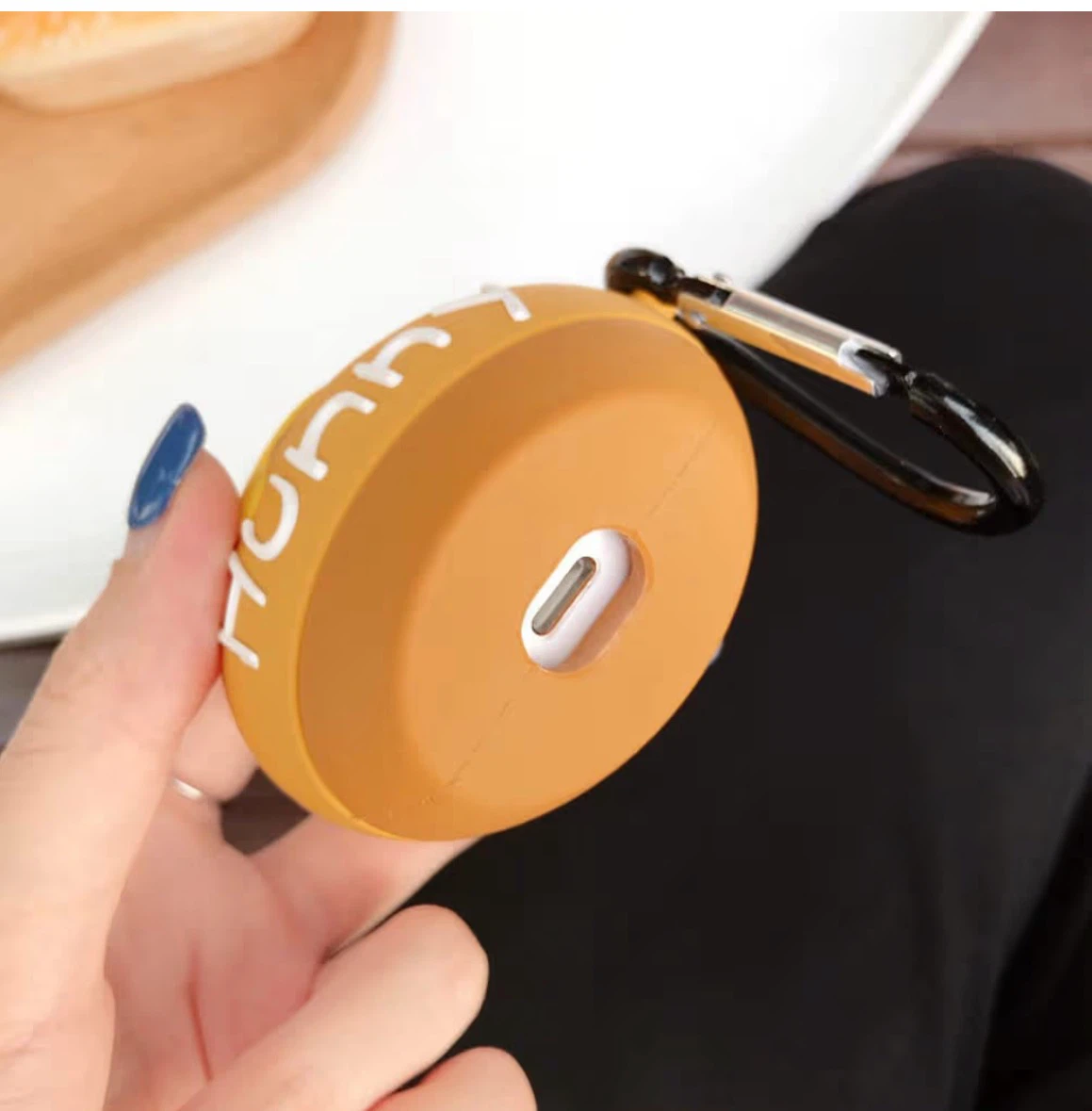 ZOSTLAND Hunny Wireless Earphone Case - photo 2