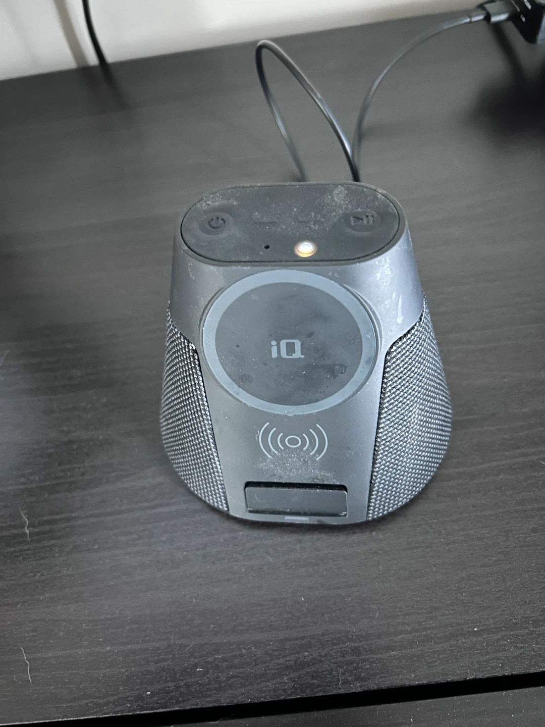 iQ Wireless Speaker + Charge Cord + Power Charging Block - photo 2