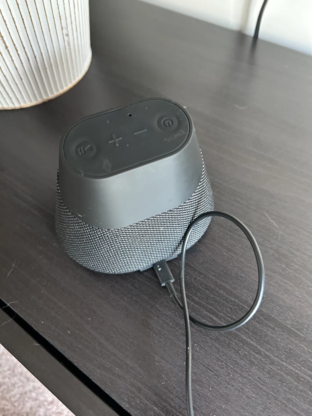 iQ Wireless Speaker + Charge Cord + Power Charging Block - photo 4