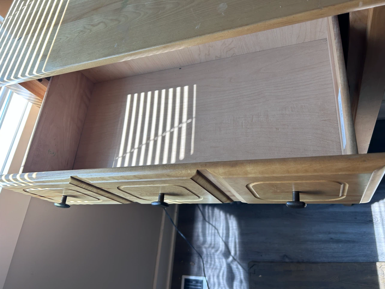 Light Wood Dresser with 5 Drawers - photo 4