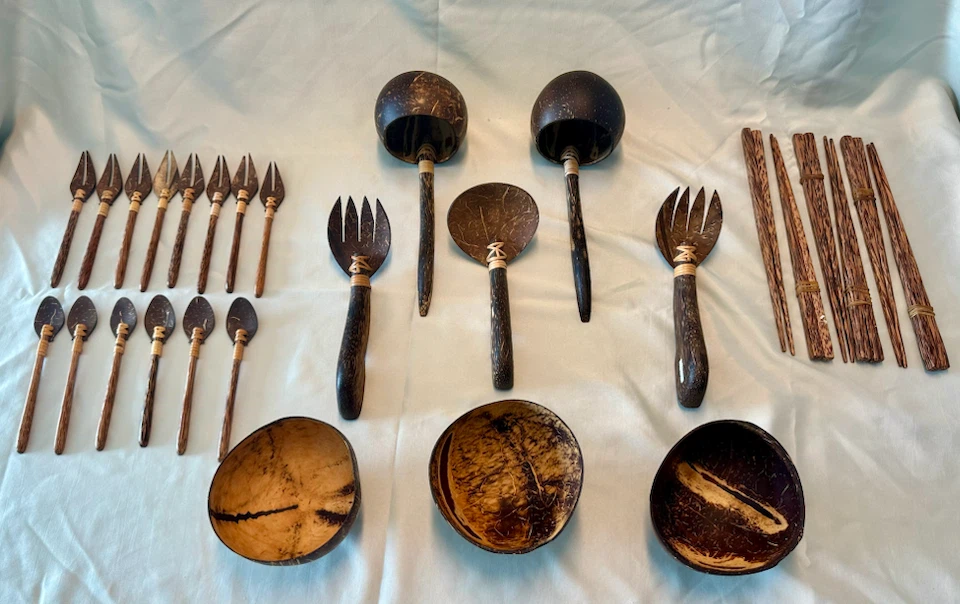 Hand carved wood bowls & utensils from Bali