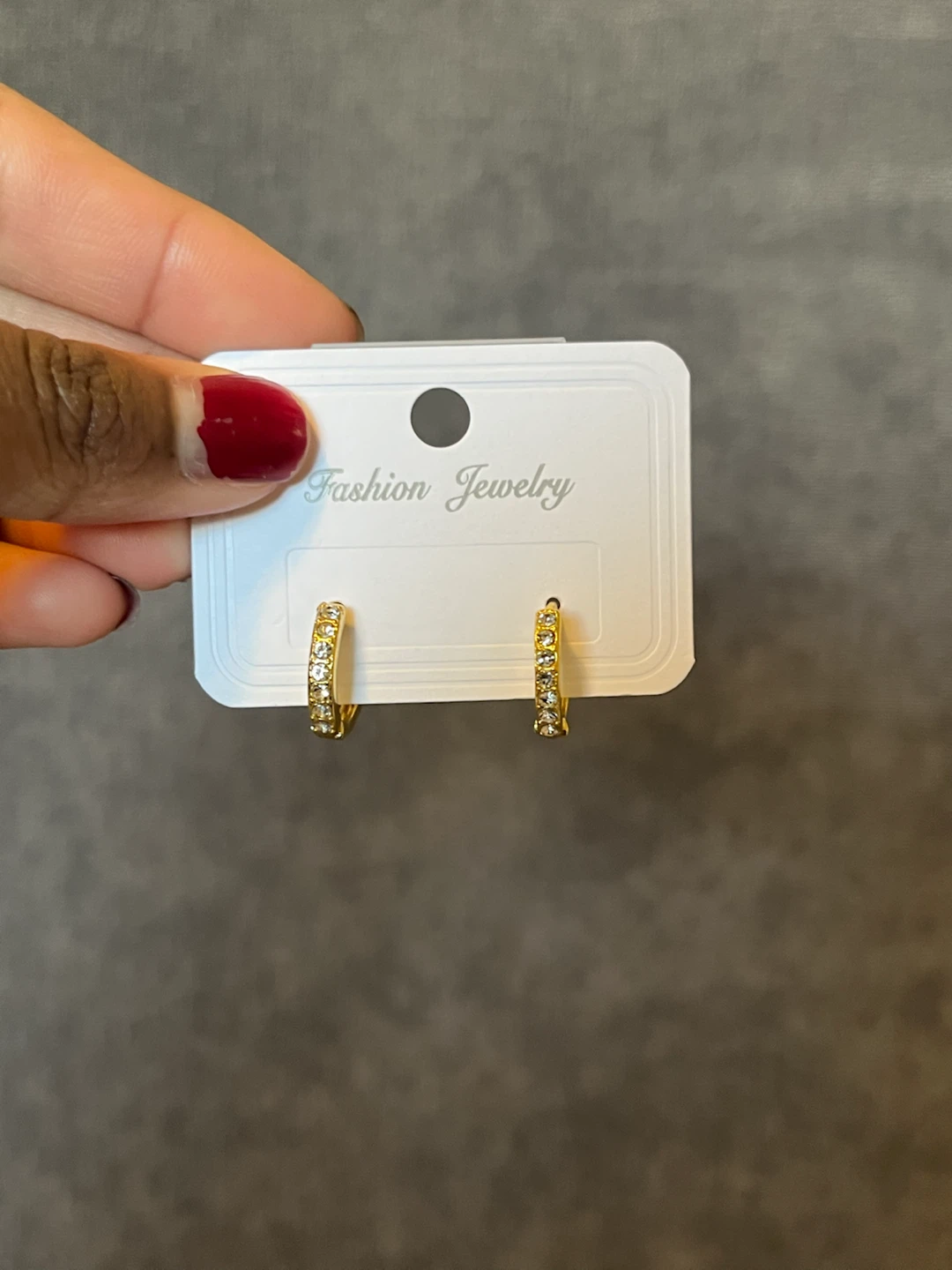 Four earrings ($1 for all) - photo 2
