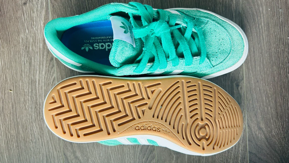 Adidas Sneakers - Teal Suede
