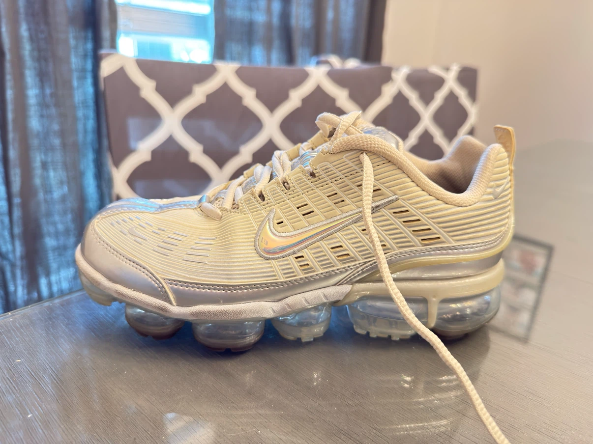 Nike Air VaporMax 360 Women’s – Fossil/Cream – Size 9 - photo 2