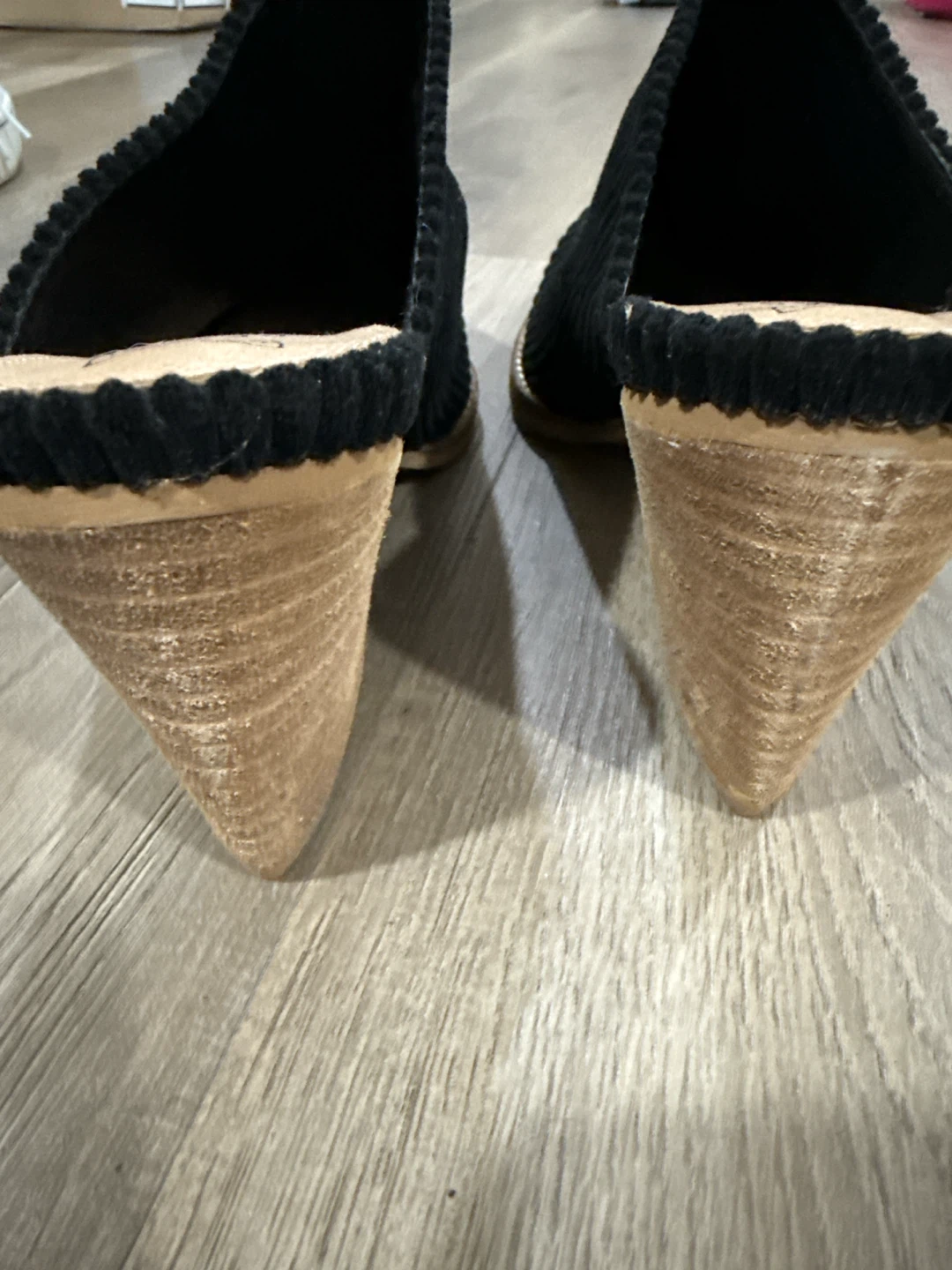Beast Fashion Black Corduroy Mules size 10 - photo 3