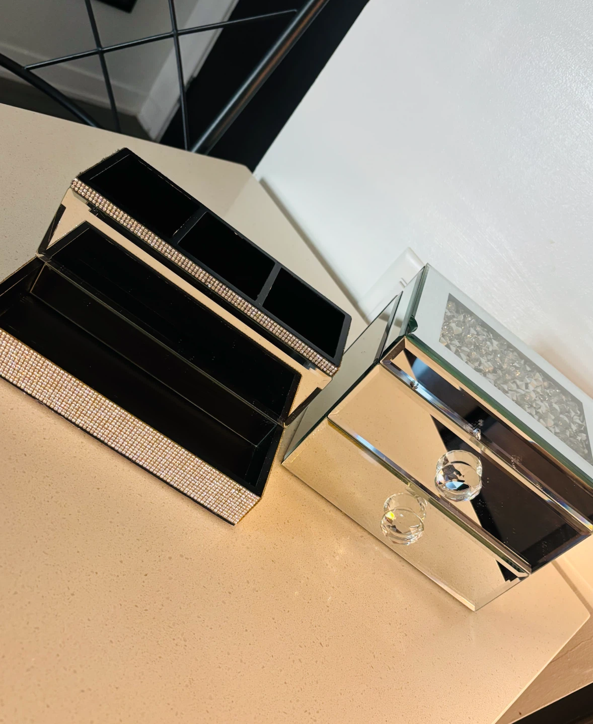 Mirrored Jewelry Box and Makeup Organizer Set - photo 2