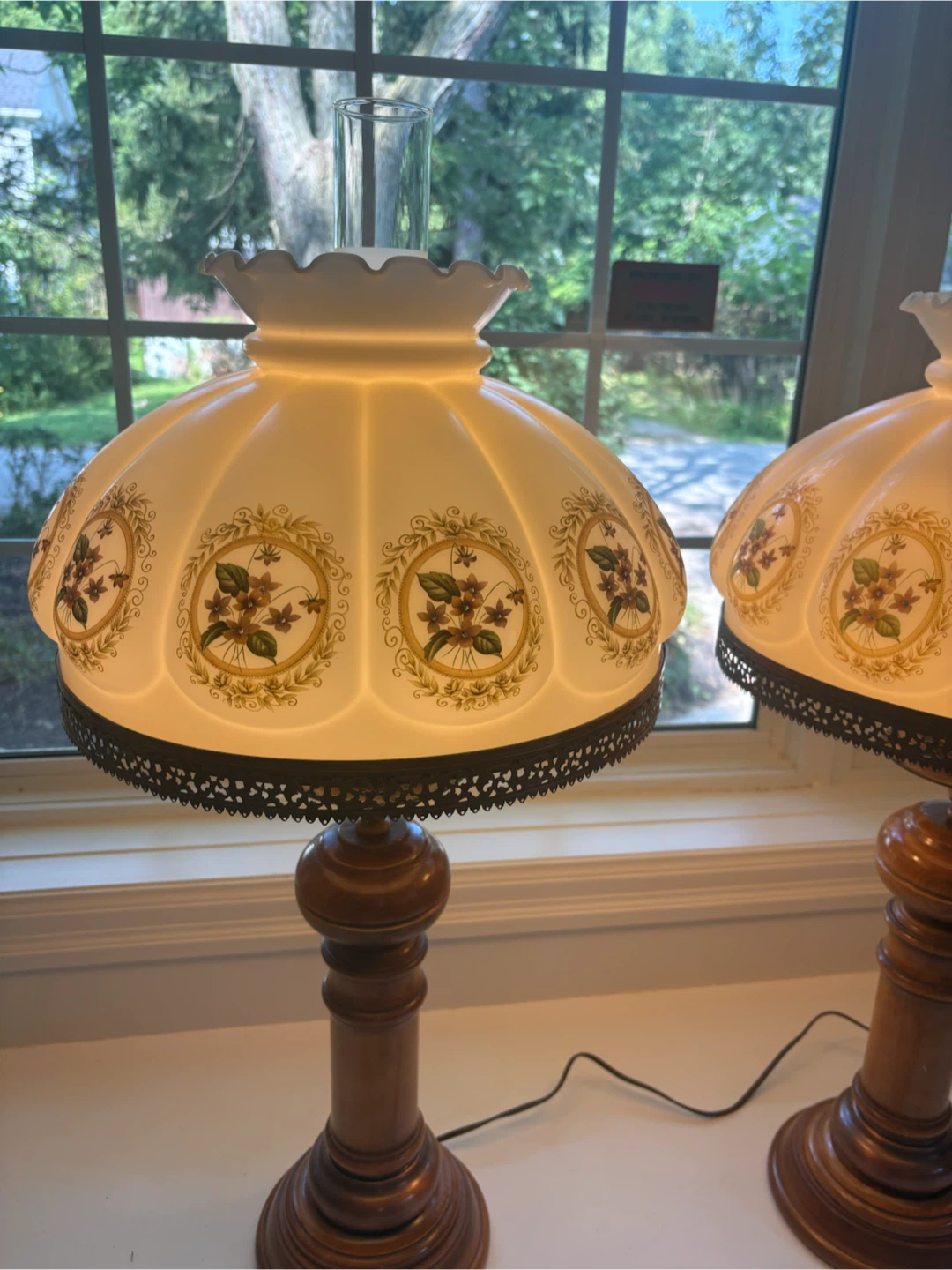 Vintage hurricane Floral Table Lamps - Set of 2 - photo 3