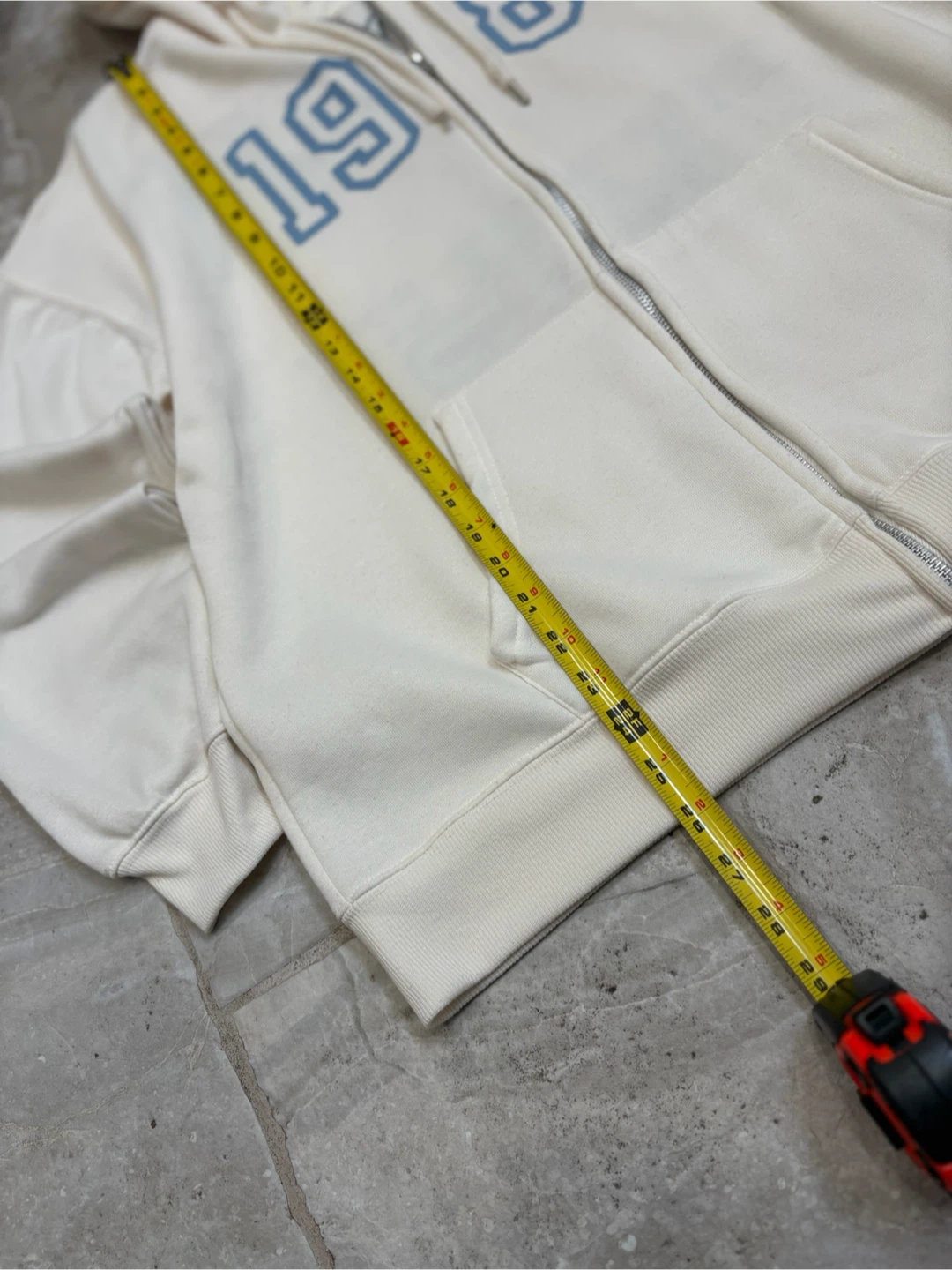 Brooklyn New York City zip up hoodie🤍🌊 - photo 3