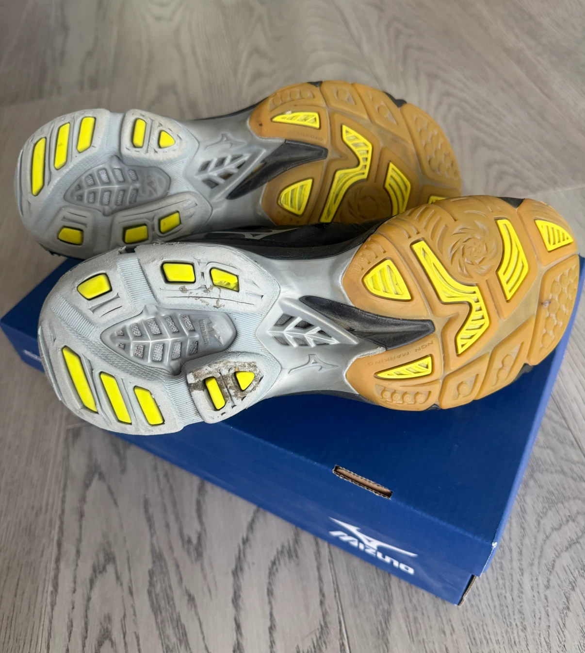Mizuno Wave Lightning Z3 Volleyball Shoes - photo 4