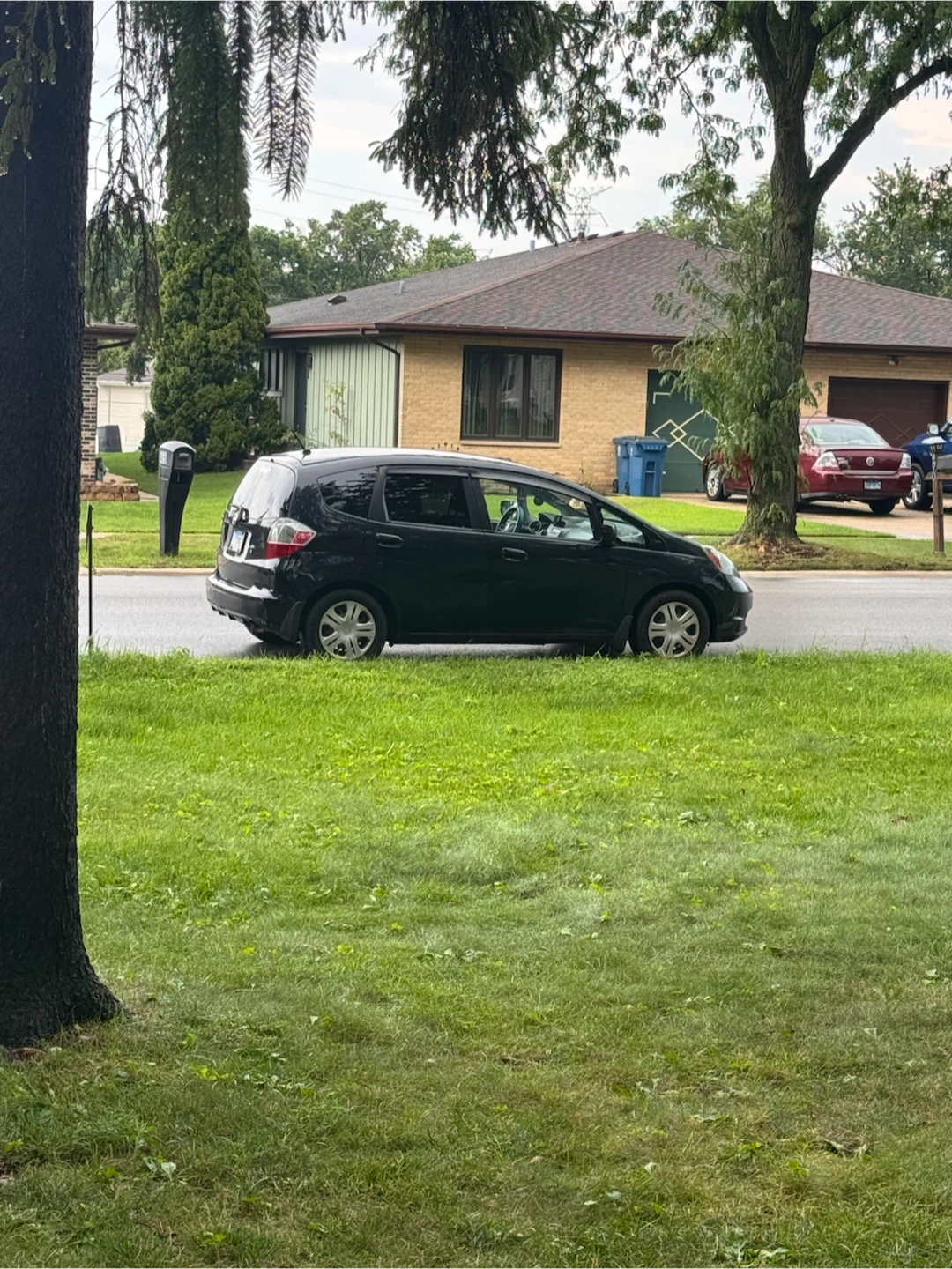 Black Honda Fit - photo 2