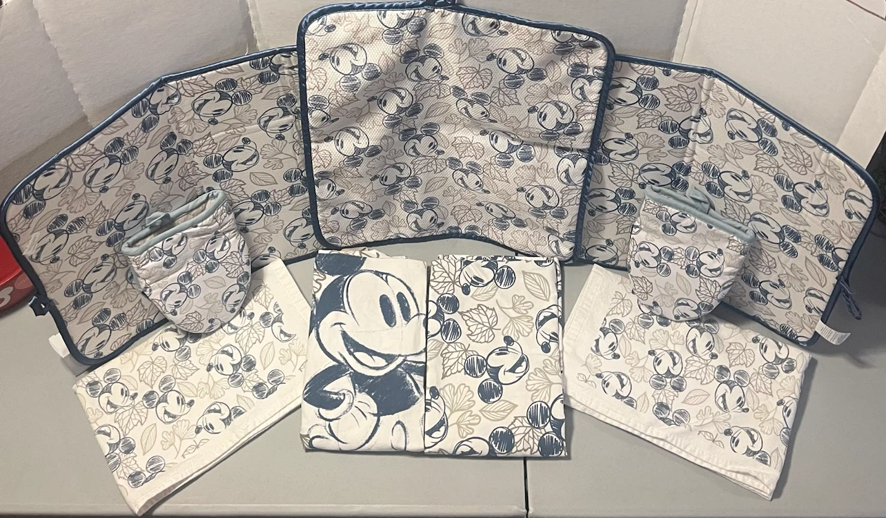 Disney Mickey Mouse Kitchen Linens Bundle - photo 2