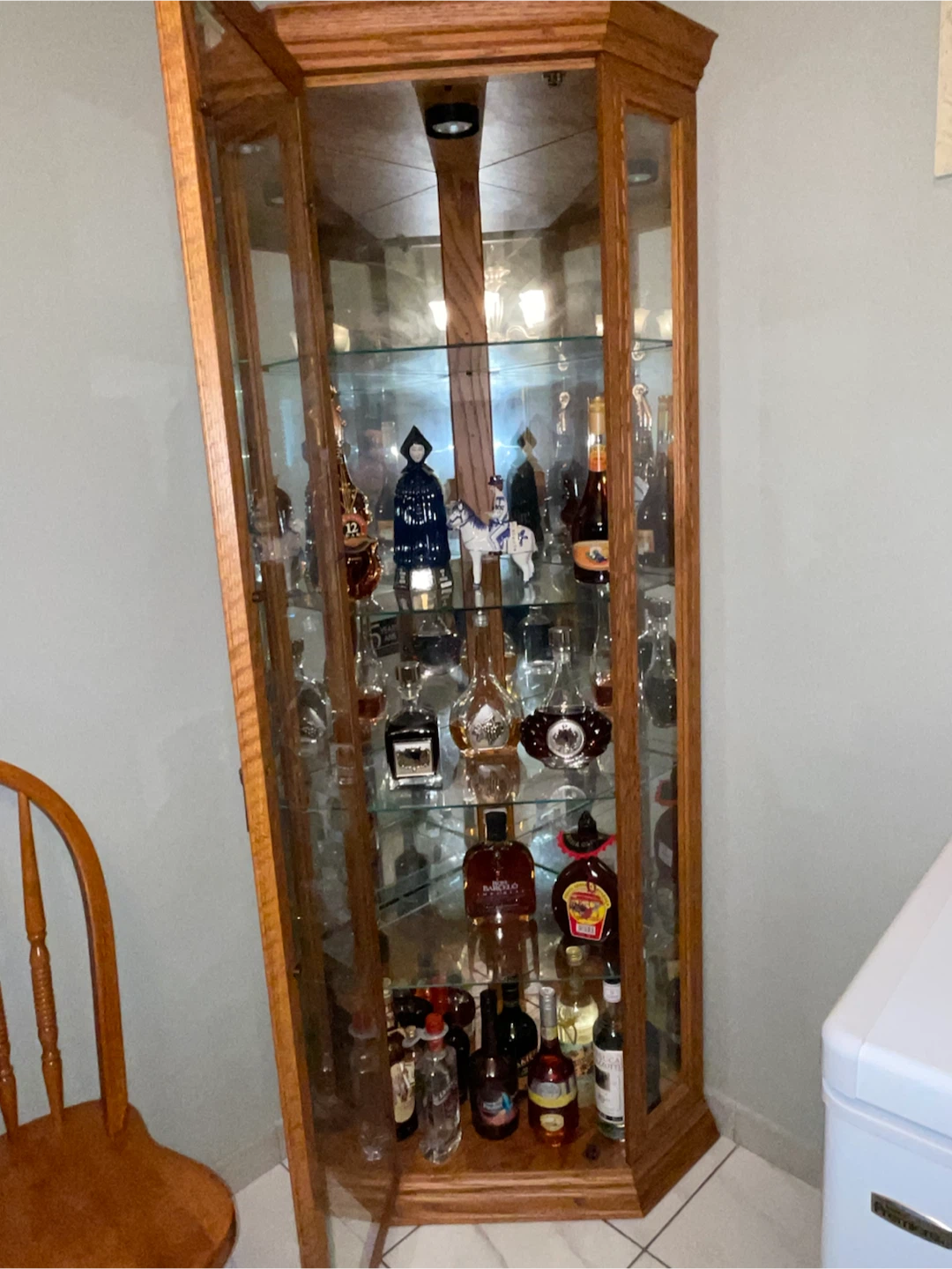 Oak Corner Display Cabinet with Glass Shelves - photo 2