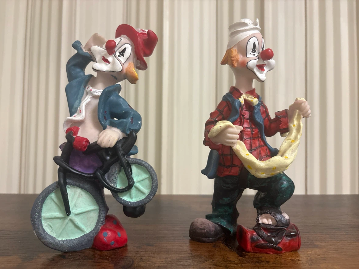 Easter Bunny Water Globe Figurine, clown pair, and etc… - photo 3