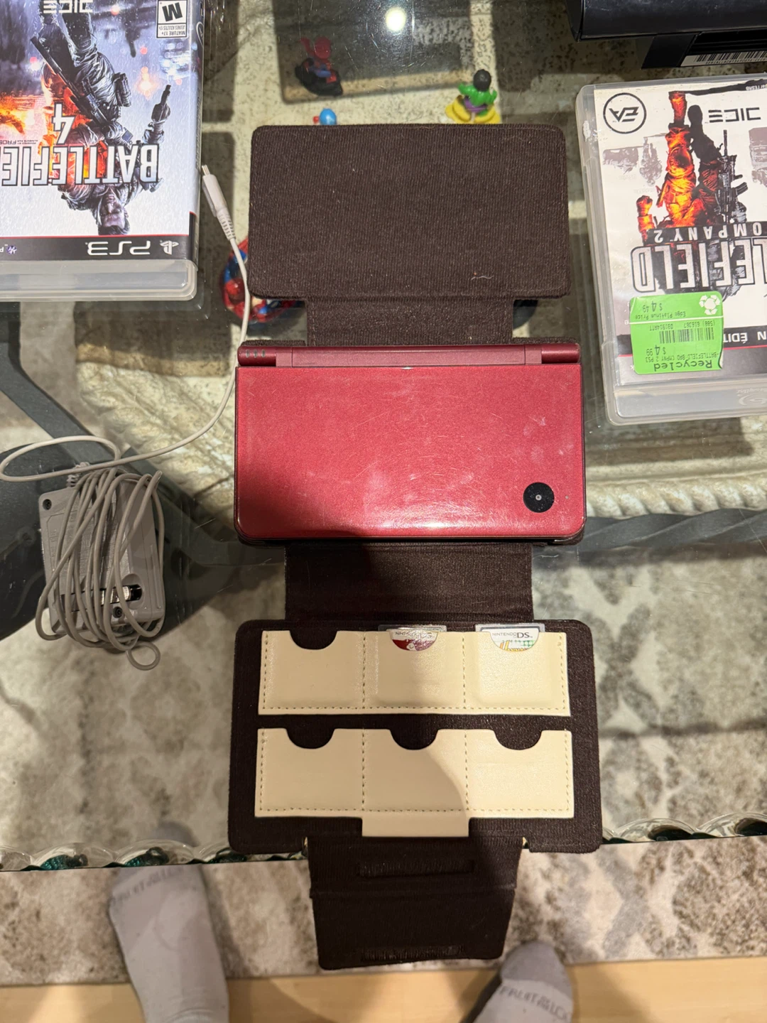 Nintendo DSI XL Red