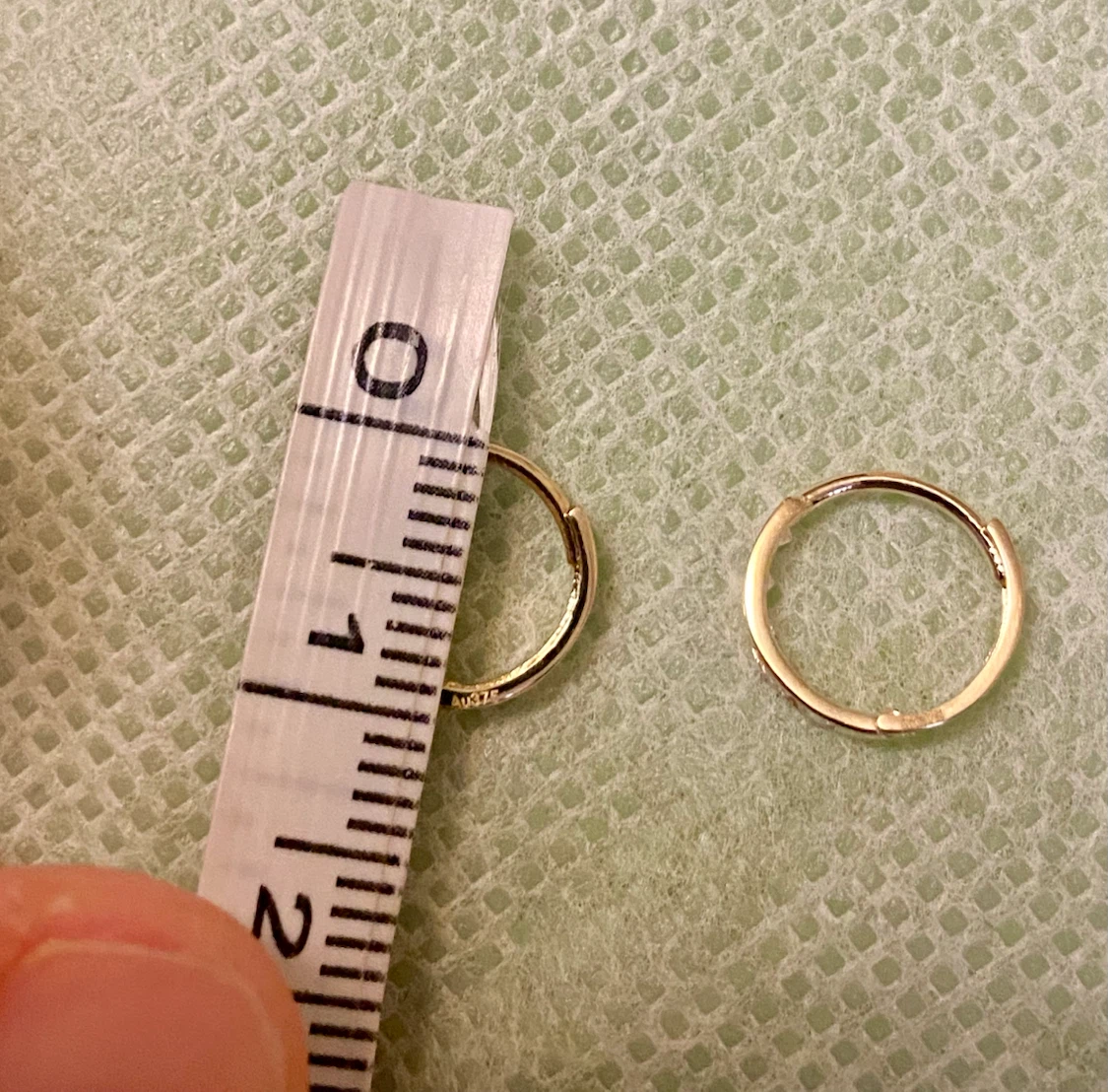 9 K Gold Hoop Earrings with Moissanites - photo 2