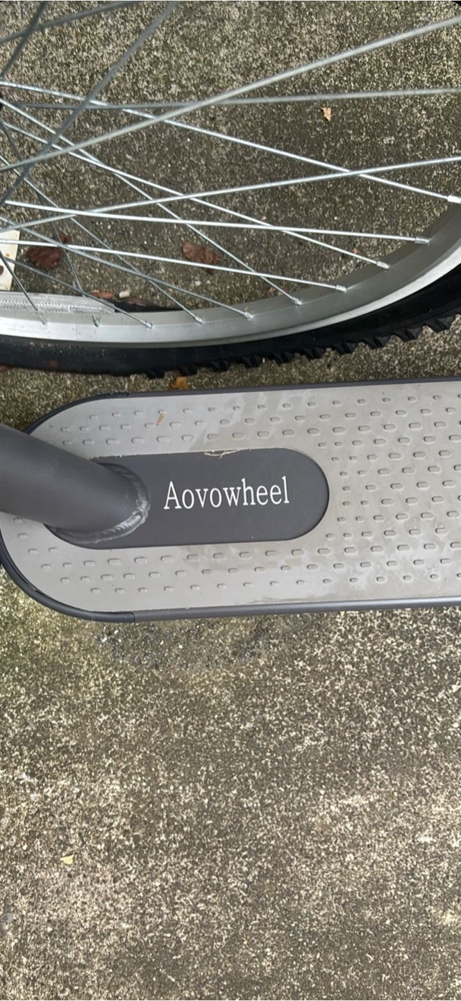 Aovowheel Electric Scooter - photo 2