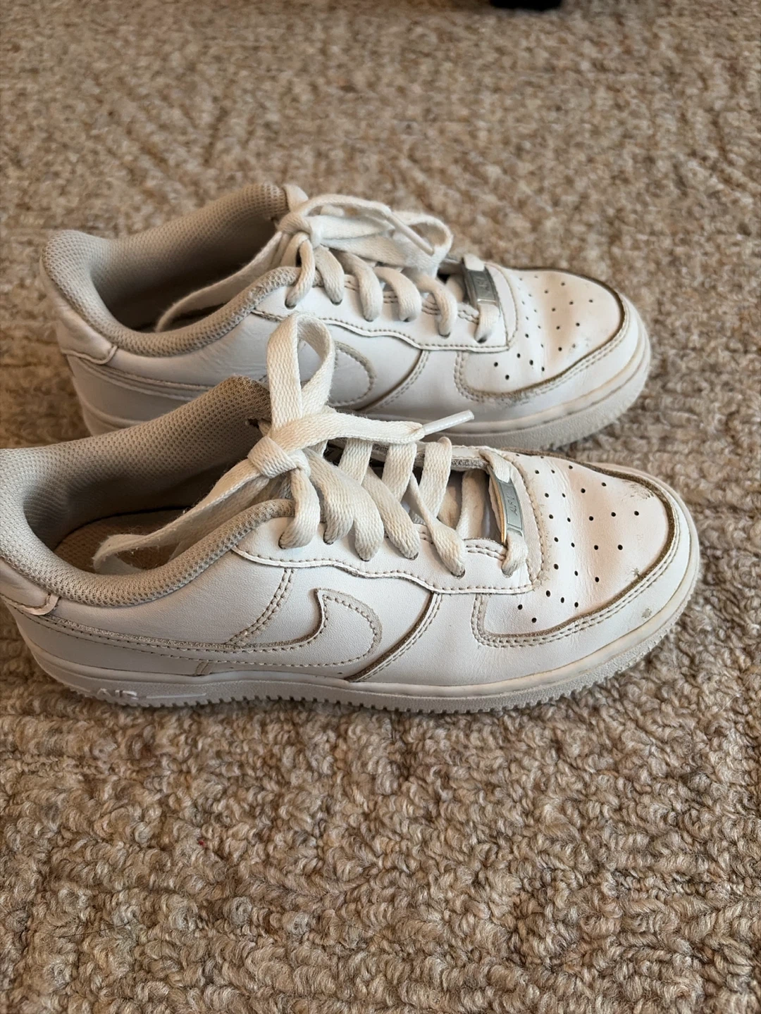 Nike Air Force 1 Kids Shoes size 3 - photo 2