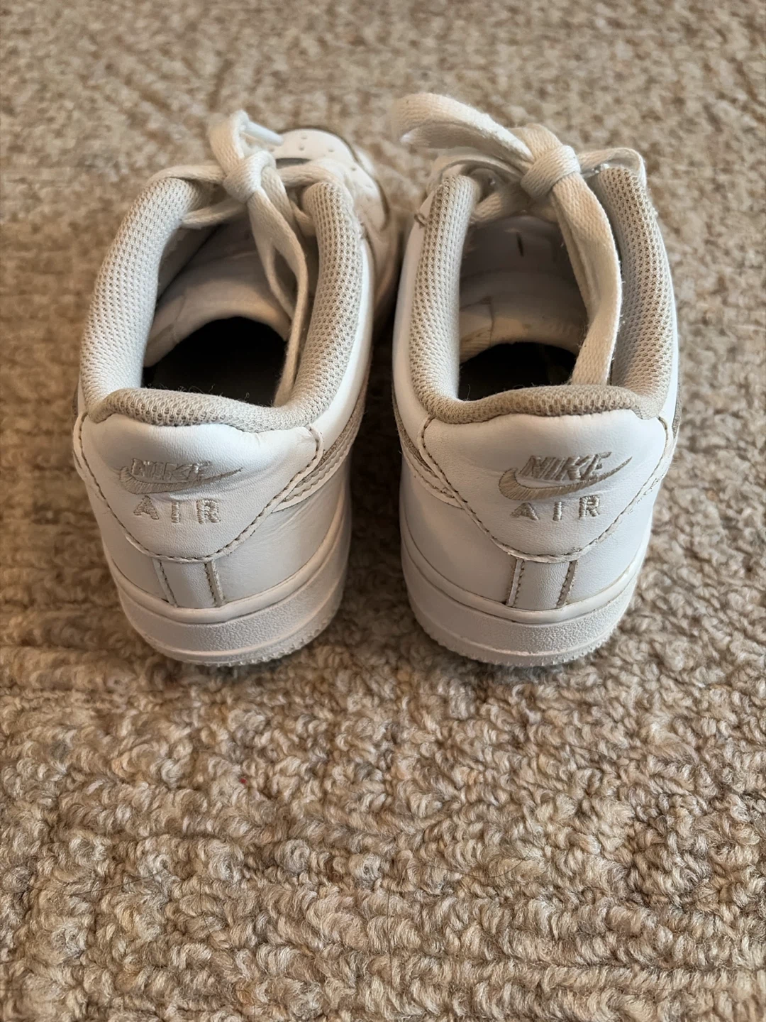 Nike Air Force 1 Kids Shoes size 3 - photo 3
