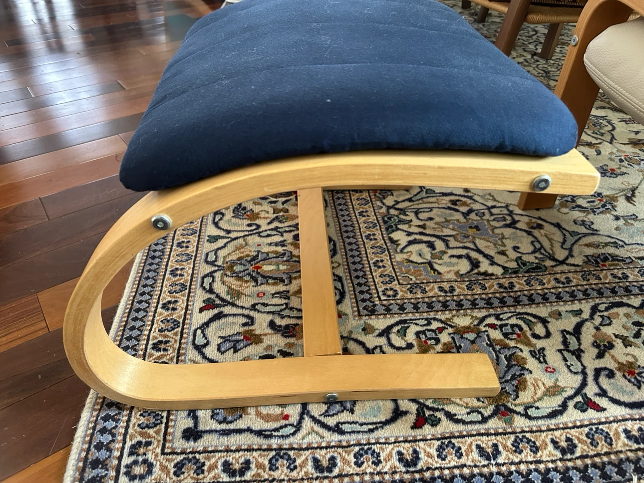 Ergonomic Kneeling Chair Stool - photo 3