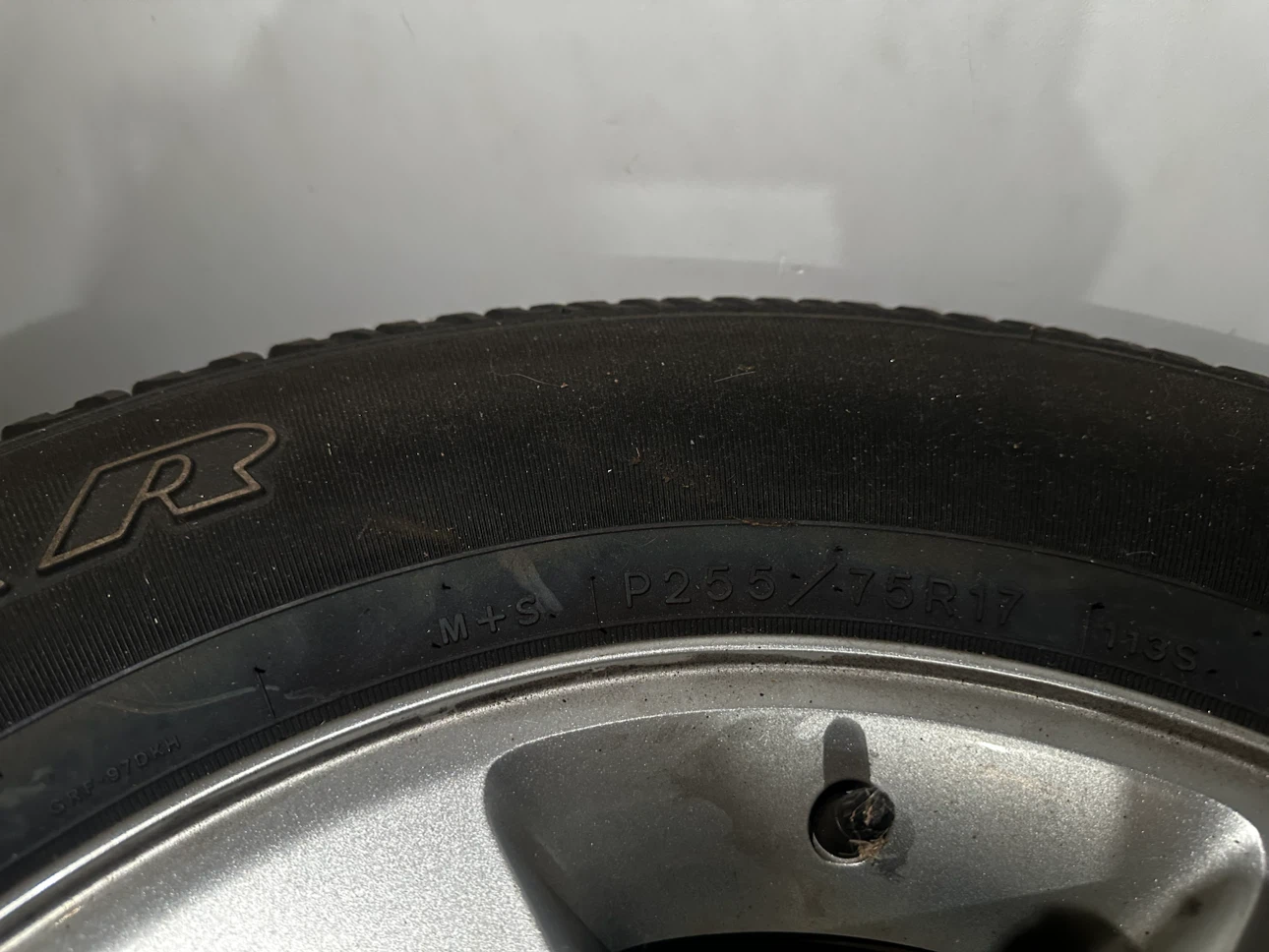 Goodyear Wrangler All-Season Tires P255/75R17 - photo 3