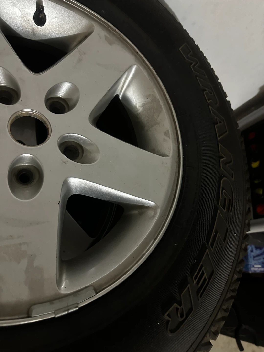 Goodyear Wrangler All-Season Tires P255/75R17 - photo 5