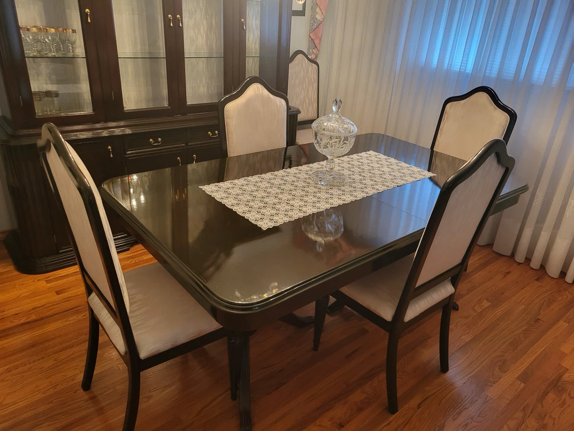 Traditional Dark Wood Dining Set with Hutch - photo 2