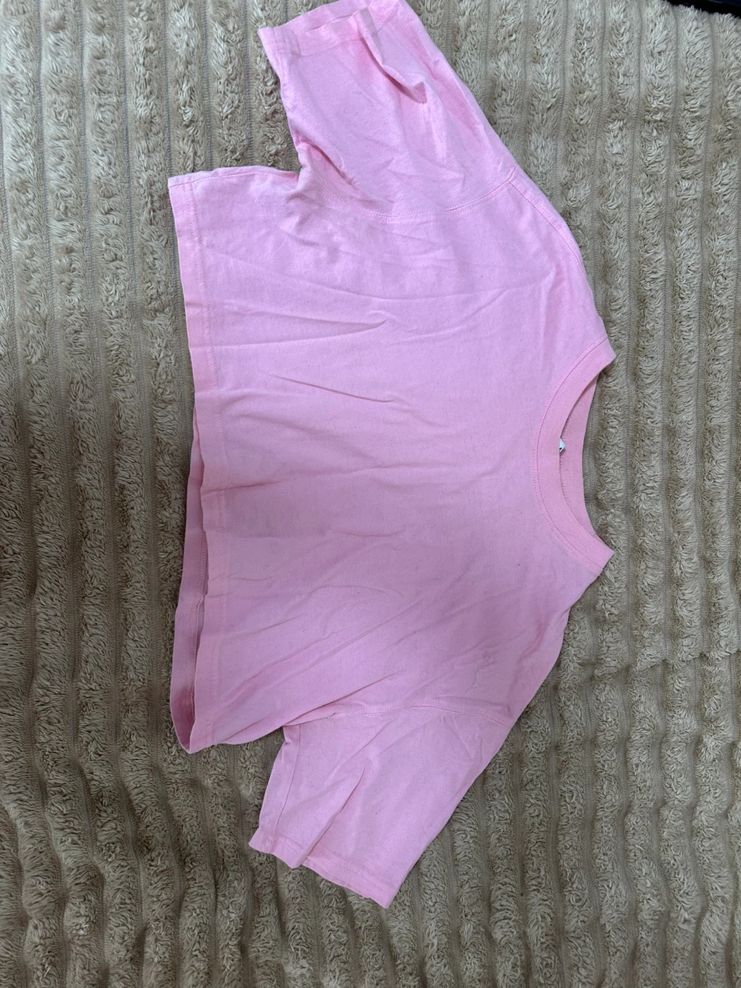 H&M Divided Pink Cropped T-Shirt