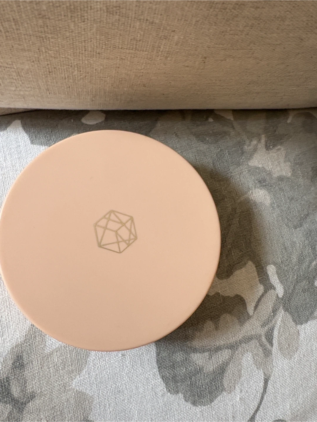 EM Cosmetics Heaven's Glow Magic Hour Blush - photo 4