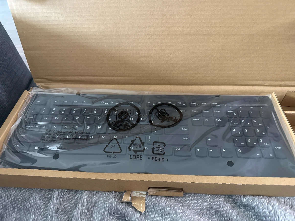 Lenovo Professional Wireless Keyboard - NEVER OPENED
