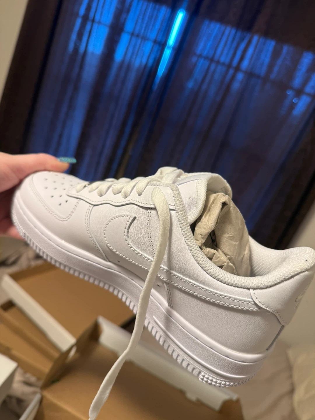 NEW Nike Air Force 1 White Sneakers - photo 2
