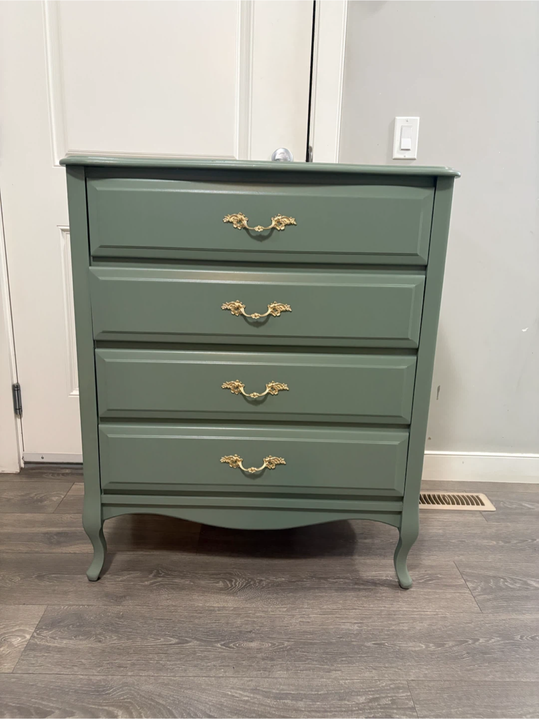 Vintage solid wood Dresser - photo 2