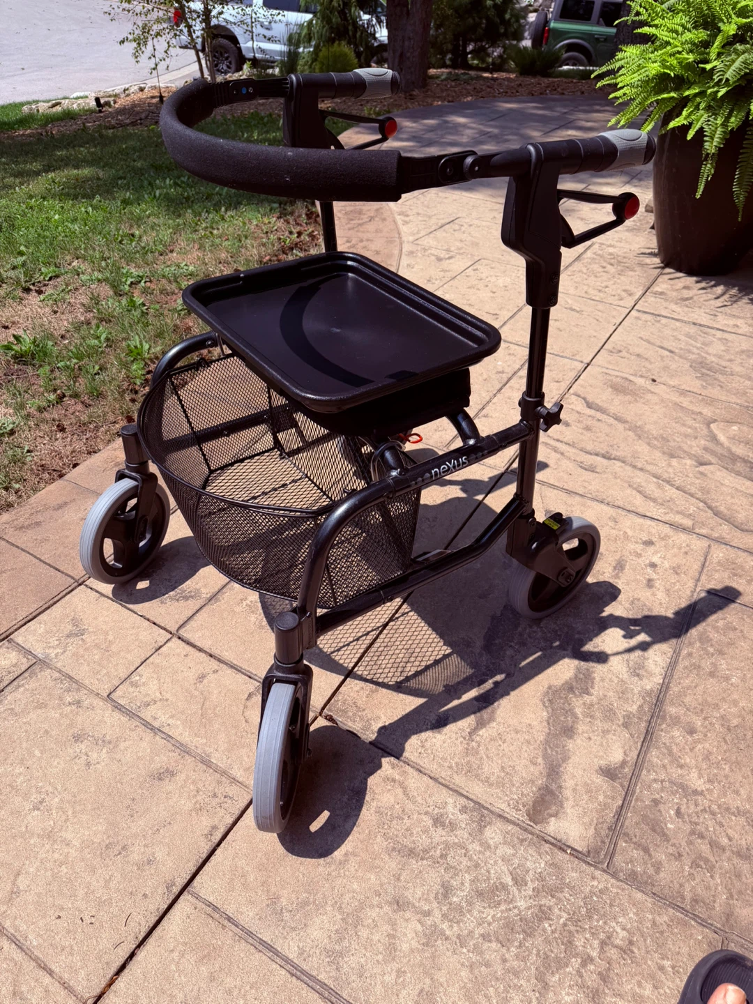 Nexus Walker with Seat, tray and Basket - photo 3
