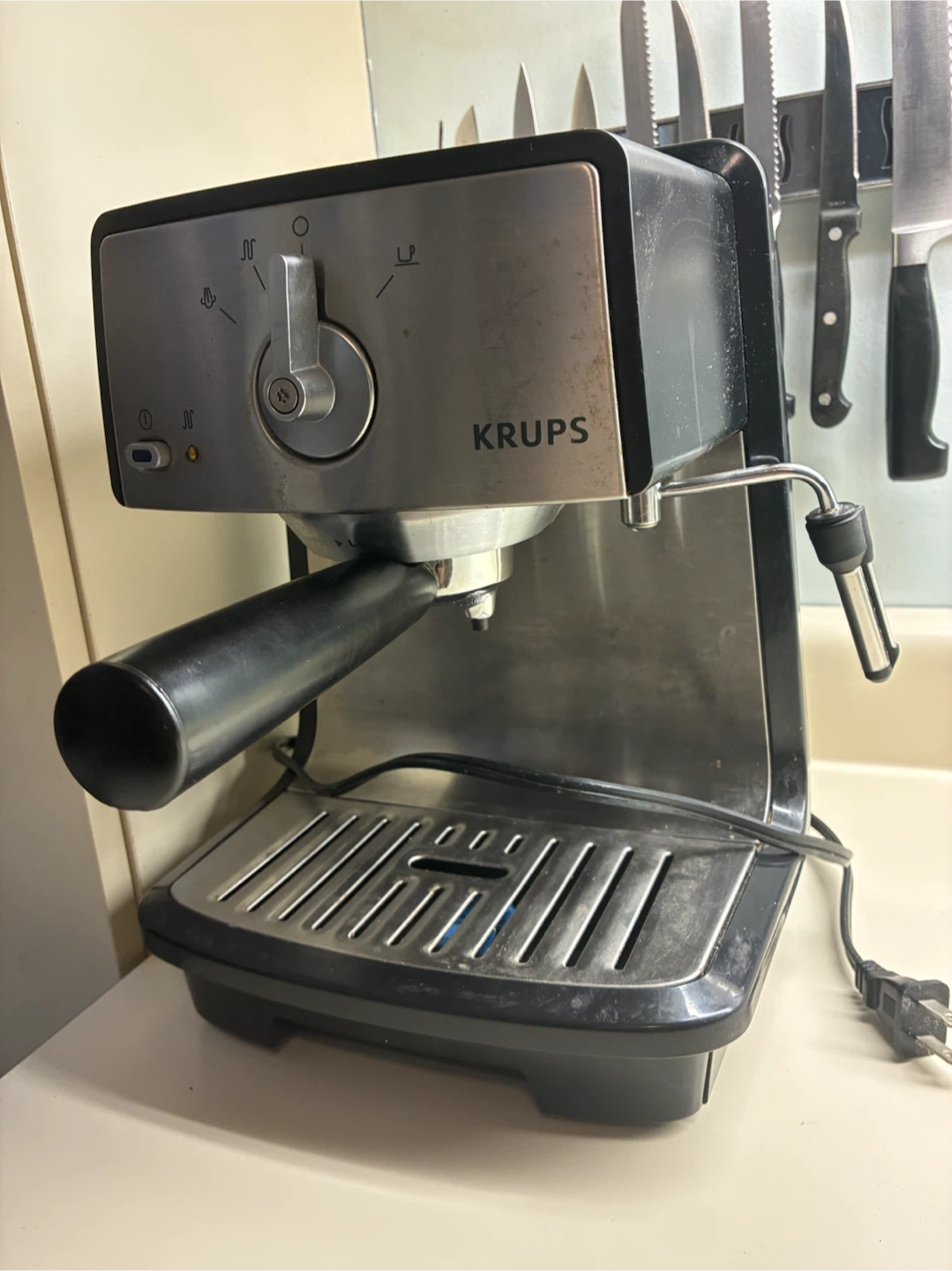 Krups XP4020 Espresso Machine – Parts or Repair / Quick Fix