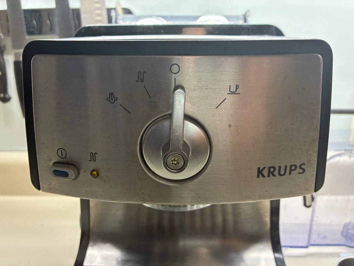 Krups XP4020 Espresso Machine – Parts or Repair / Quick Fix - photo 3