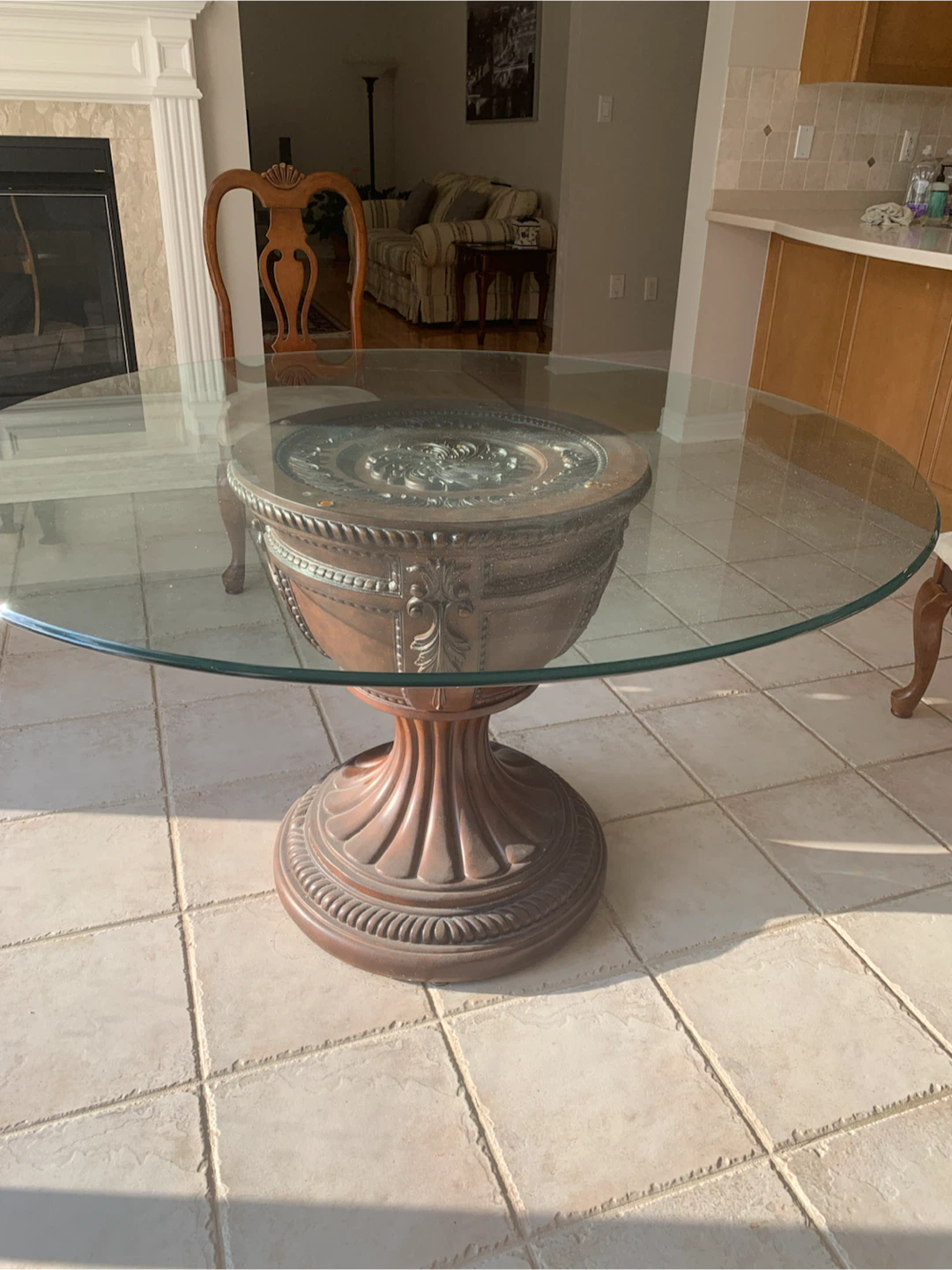 Round Glass Top Dining Table for four with Ornate Pedestal Base - photo 3