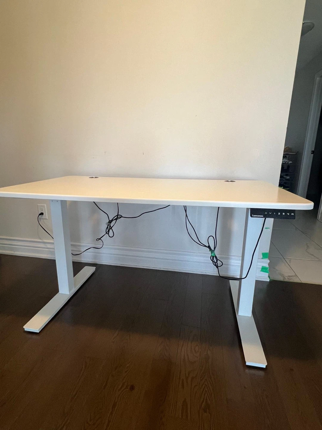 White Electric Standing Desk - photo 2