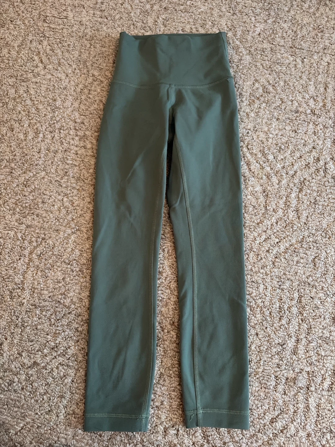 Lululemon Align Pants size 0 crop