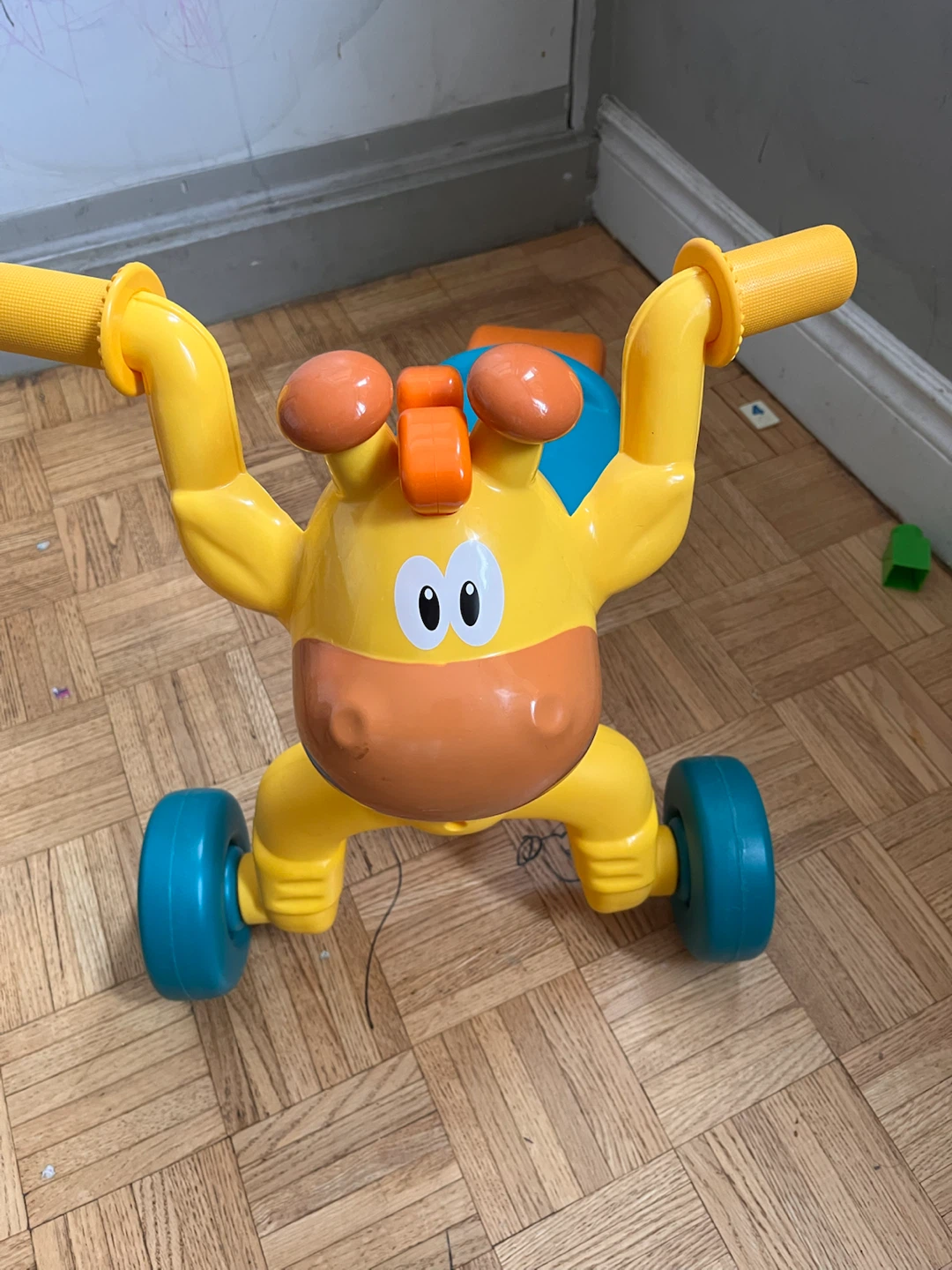 Little Tikes Giraffe Ride-On Toy