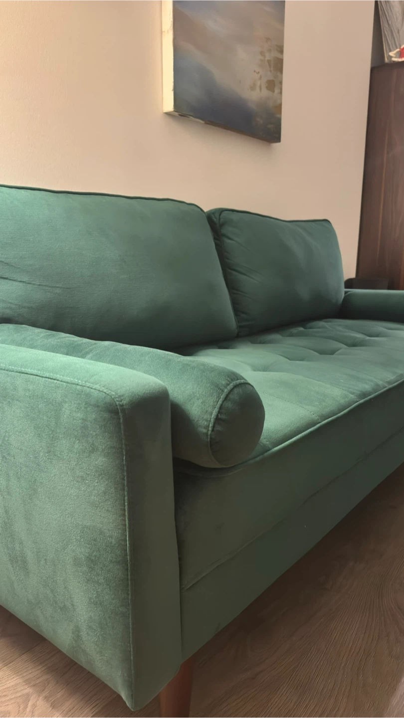 green velvet couch - photo 2