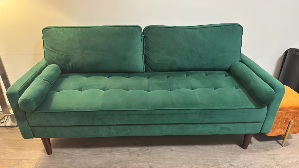 green velvet couch - photo 5