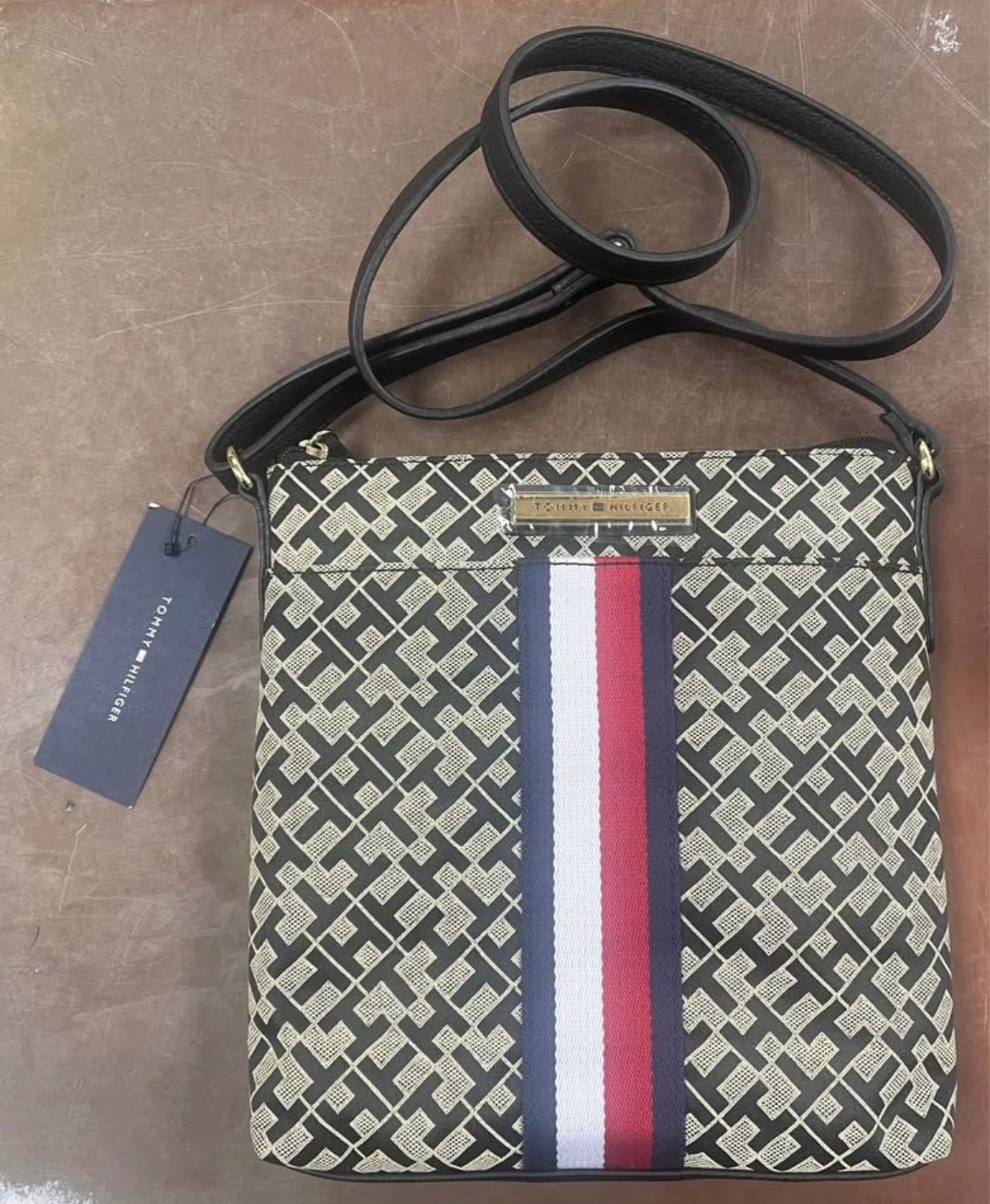 Tommy Hilfiger Crossbody Bag