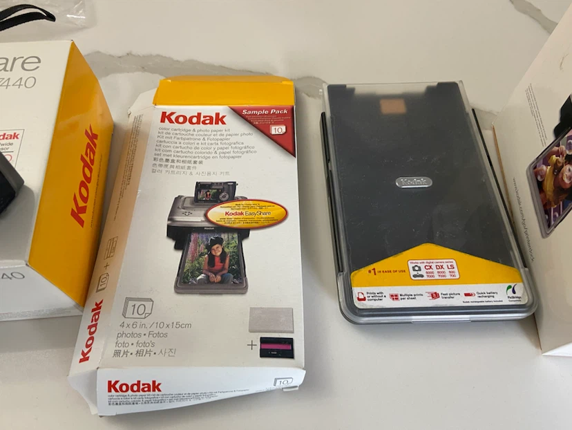 Kodak EasyShare CX7440 Digital Camera and Printer Dock Kit - photo 4