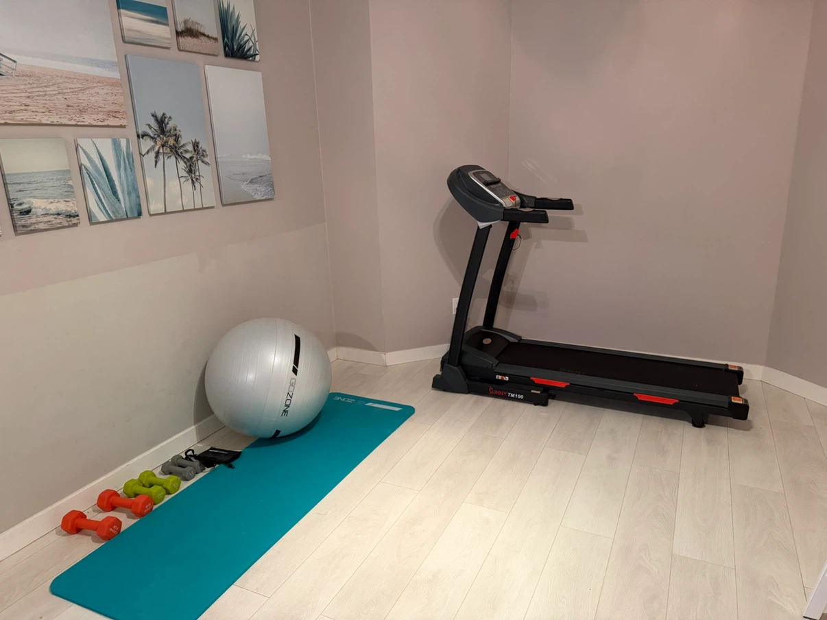 Sunny Health & Fitness Treadmill - photo 3